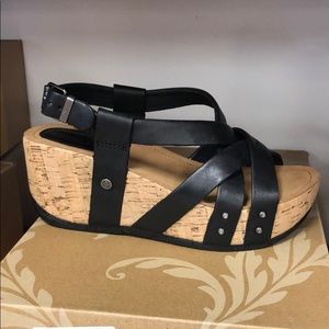 Bussola Black Leather Wedge